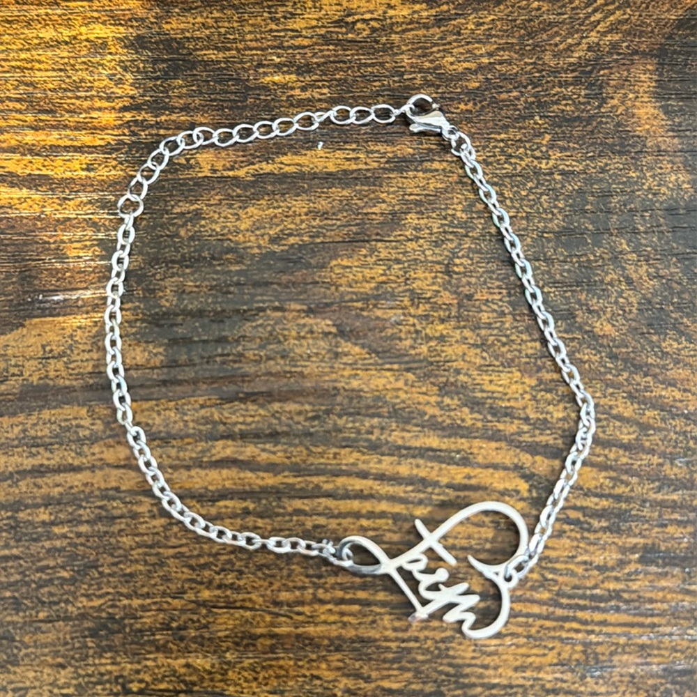 “Faith” Bracelet - Picture 1 of 4